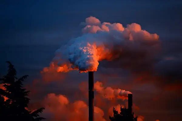 Regulamentação ambiental e gases poluentes: O guia para empresas conscientes